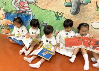 參觀沙田公共圖書館